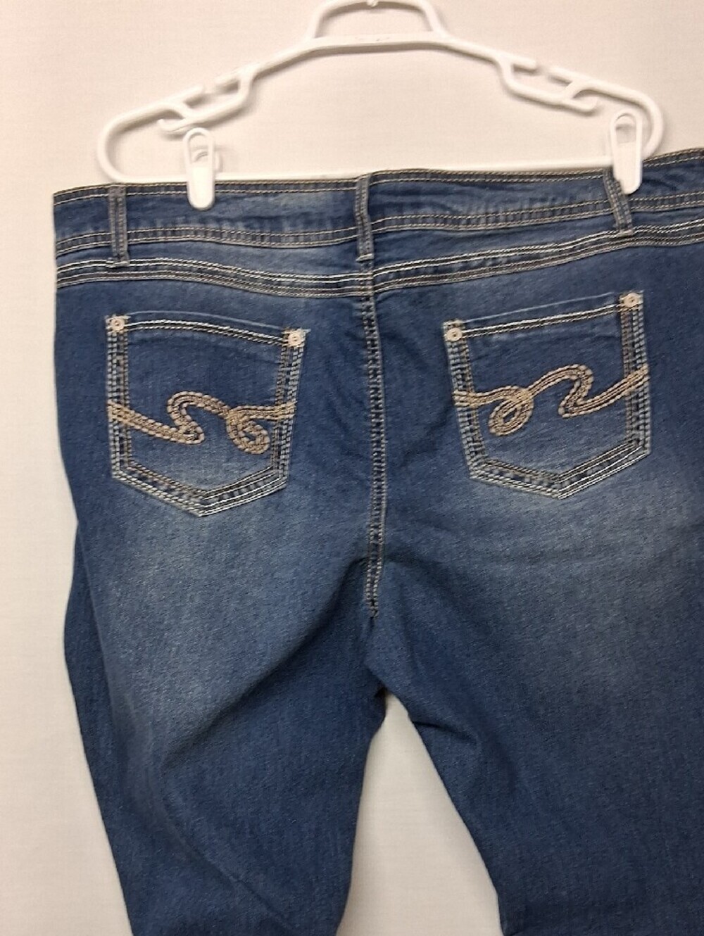 Faded Glory Medium Blue Denim Jeans - Picture 6 of 7